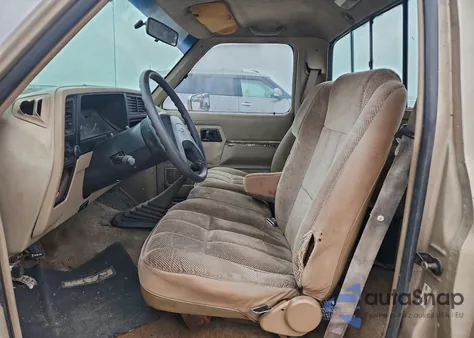 1990 Ford Ranger from USA, damaged, VIN 1FTCR10A9LUB65561